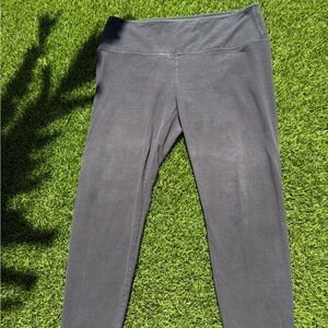 Ladies black stretch suave leggings